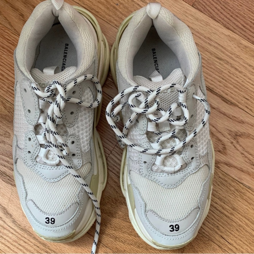 Balenziaga Triple S size 39